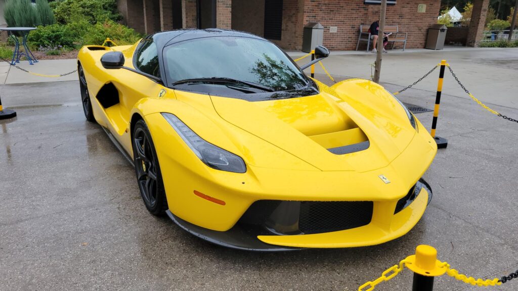Drake's Old Yellow LaFerrari [4032x2268]