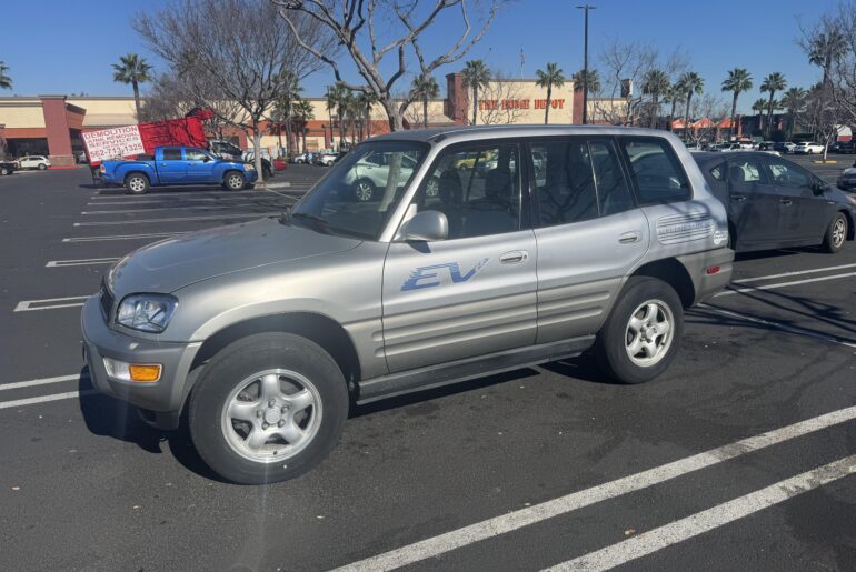 RAV4 ev