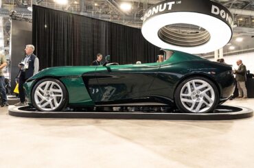 Longbow Motors shows off its Speedster EV with Donut Lab's in-wheel motors