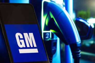 GM announces $7.1 bn hit to profits on electric auto pullback