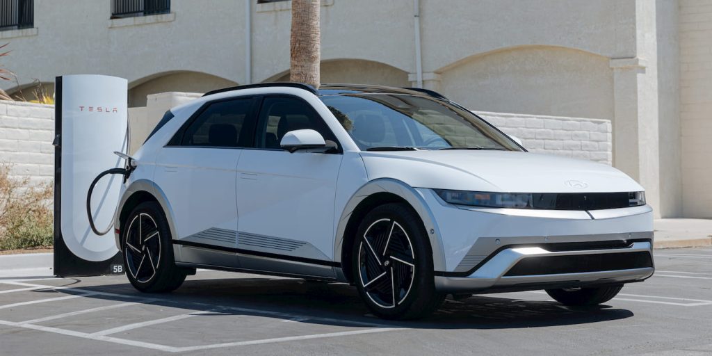 Best-selling-EVs-US-2025