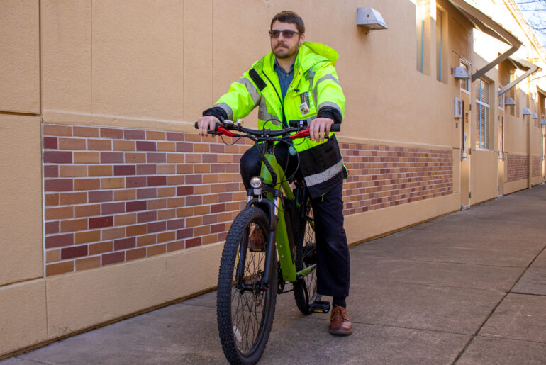 Rising e-bike use sparks new safety laws in California – Scot Scoop News
