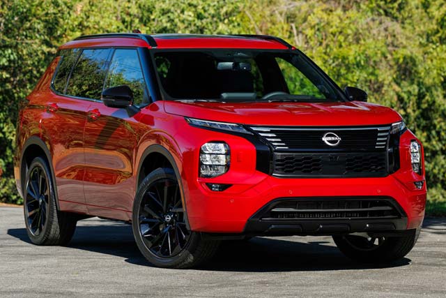 Mitsubishi Starts Production Of Nissan Rogue Plug-In Hybrid and Navara Pickup