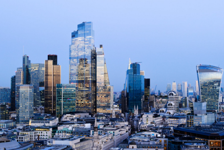 Investor Insights: Musk Mulls SpaceX/Tesla Merger and What to Expect From The Bank of England