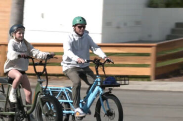 Ride an e-bike on certain El Segundo sidewalks, get a ticket – Daily Breeze