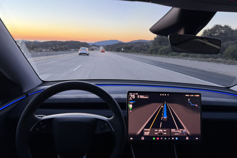 Tesla starts rolling out FSD v14.2.2.3 (2025.45.8), official release notes