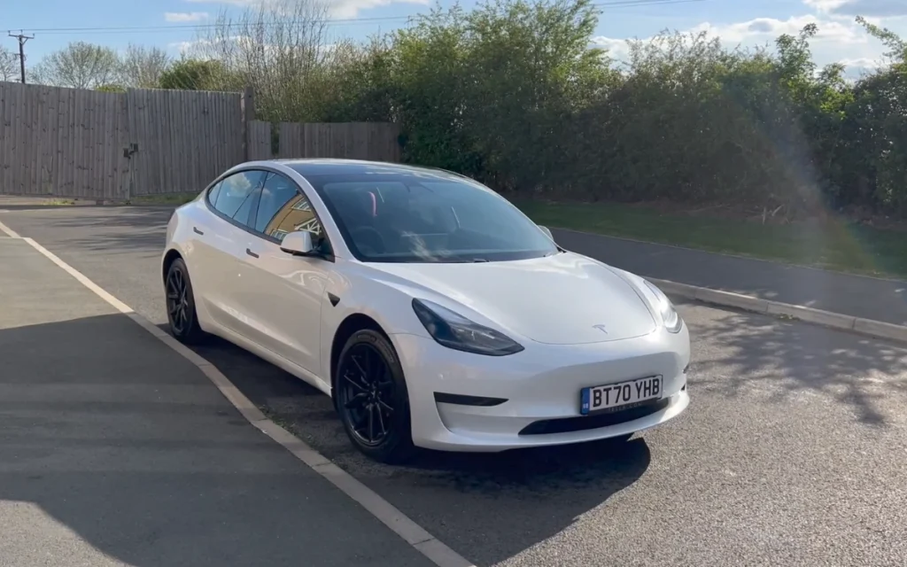 If you’ve ever wondered about Tesla Model 3 ownership costs compared to a traditional gas car, YouTuber Adam Wellinformed has some answers.