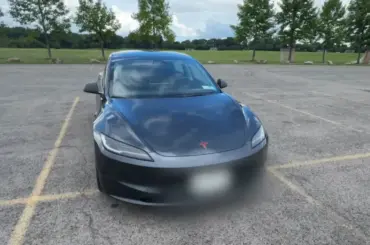 Man compares how much it costs to own a Tesla vs Toyota gas car over 10 years and there’s a clear difference