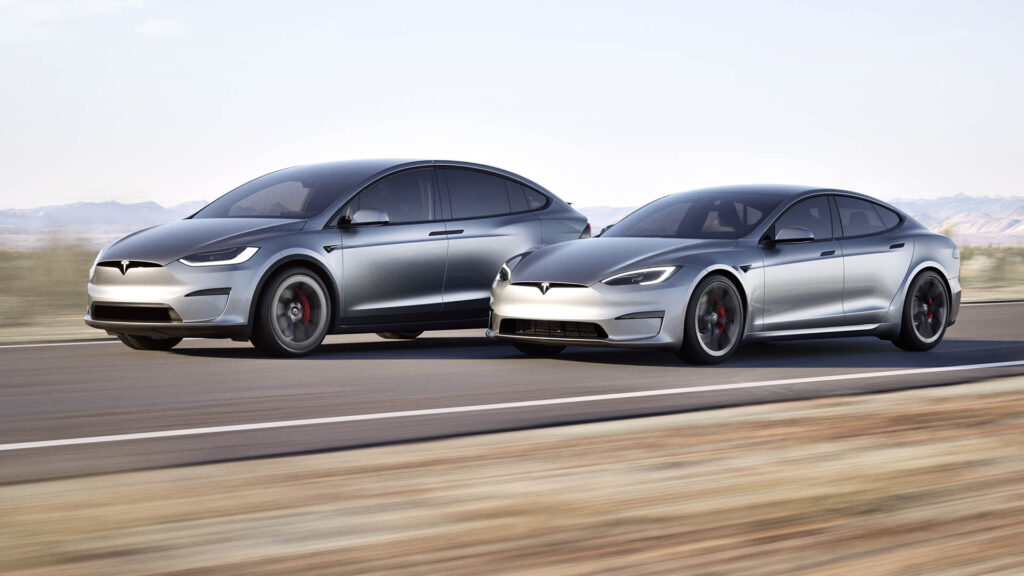 Tesla Model S and Model X in the new Lunar Silver color.