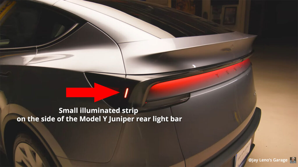 On the sides of the Tesla Model Y Juniper's rear lights, a small vertical light strip is also integrated to provide visibility to other drivers.