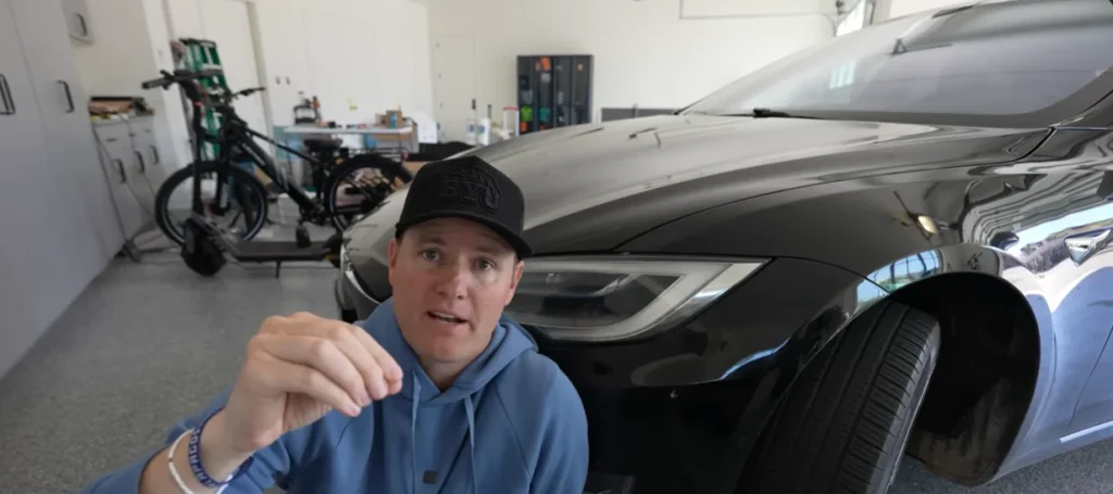 This man had his Tesla battery die on him - and he documented the process of what happened next