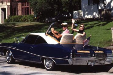 Yes, Pippa Garner’s wonderful “Two if by Sea” 1968 Buick LeSabre land yacht is actually driven from its fully operational “flying deck.” Ahoy there, landlubber!