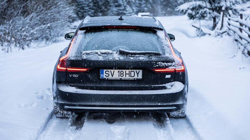 2023 Volvo V90 T8 Recharge Plug-In Hybrid