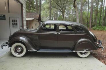 1934 Series CY Chrysler Airflow - the CY was a Canadian-only model, which featured a six-cylinder SE DeSoto Airflow fitted with Chrysler trim. The CY sold for about $60 more than the SE DeSoto on which it was based. Approximately 450 were built.