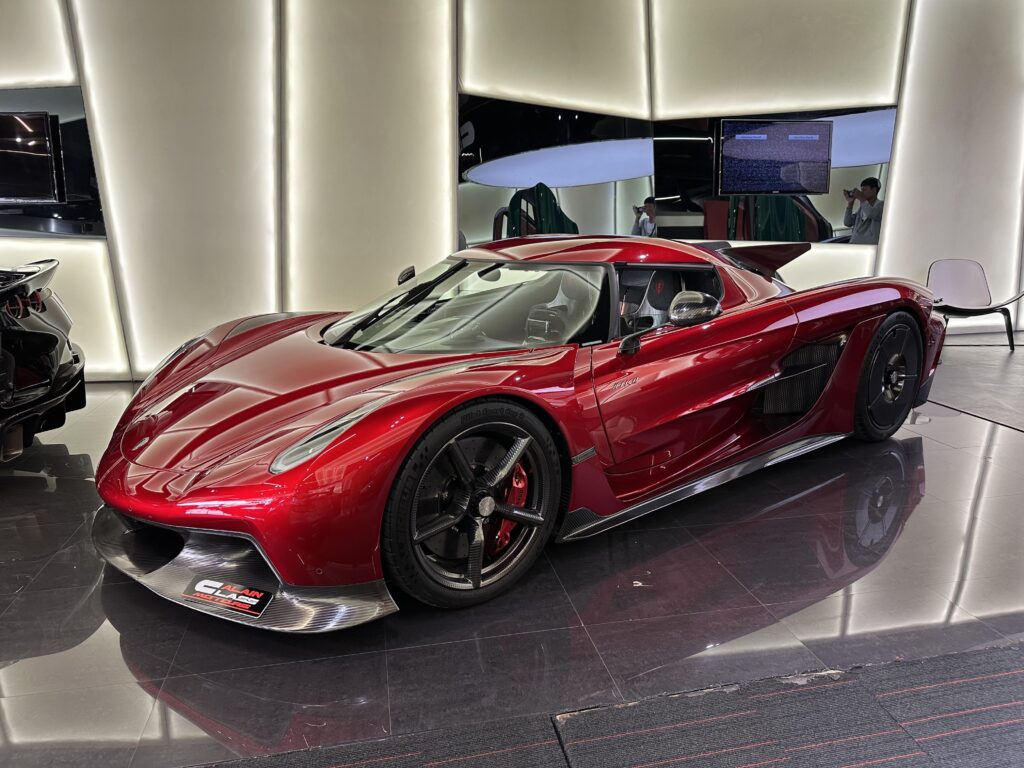 [Koenigsegg Jesko Absolut]