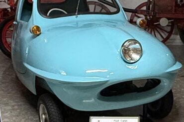 Fuji Cabin (1957). A 2-seater, fibreglass microcar that weighs 150kg and has 5.5bhp. Only 85 were built