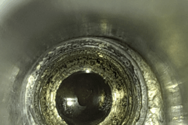 AVS2 carb has no primary jets?