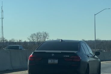 Super rare [BMW M760i V12]