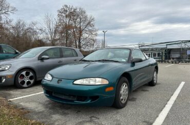 That Eclipse post reminded me of this bone stock base model [Eagle Talon] I saw a few weeks ago