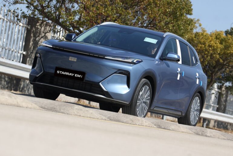 Geely Starray EM-I plug-in hybrid (2026) review: when they go high…