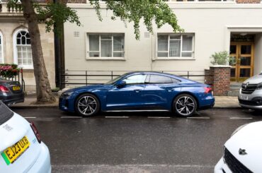 London Streets Audi [5184x6912]