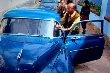 Can anyone identify this car that briefly appears in Yo Soy Betty, la Fea?