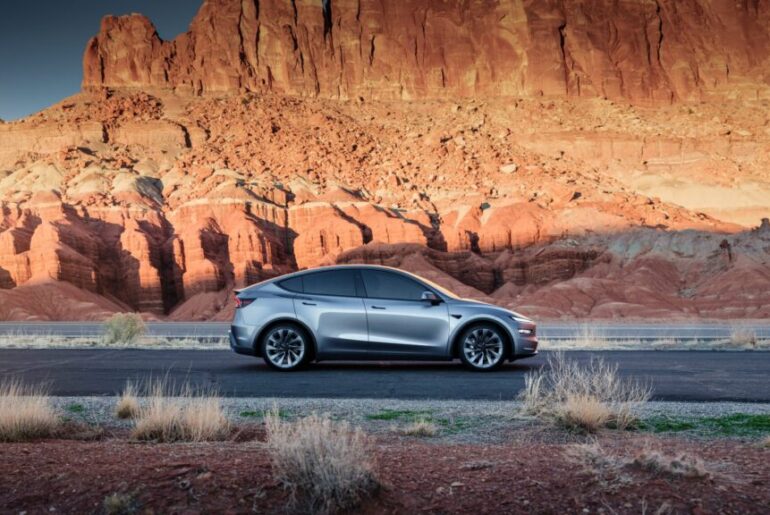 Tesla Model Y gets 7-seat option, new wheels, and black interior in U.S. refresh