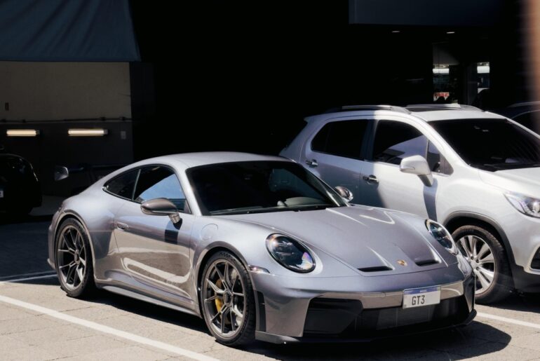 One of the first 992.2 GT3 to arrive in São Paulo, Brasil [2839 x 3916]