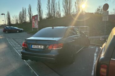 [ Mercedes- Benz E 63 AMG W212 ]