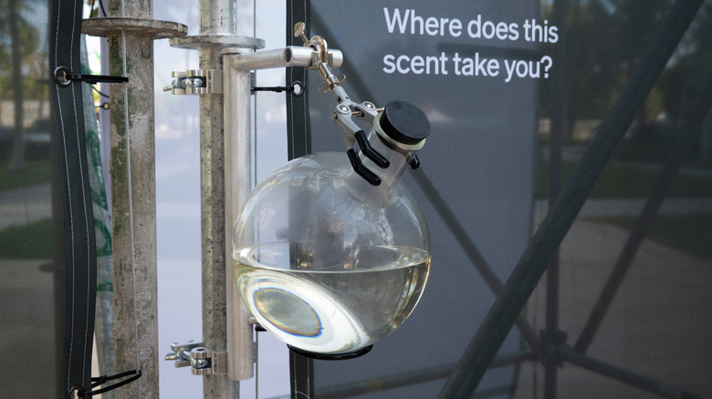 Rivan scents in a boiling flask