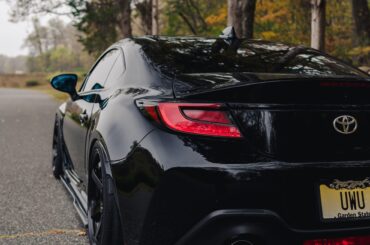 Has anyone in here ever had 2 different size spacers on one side of the car vs the other? If so, how did it affect driving?