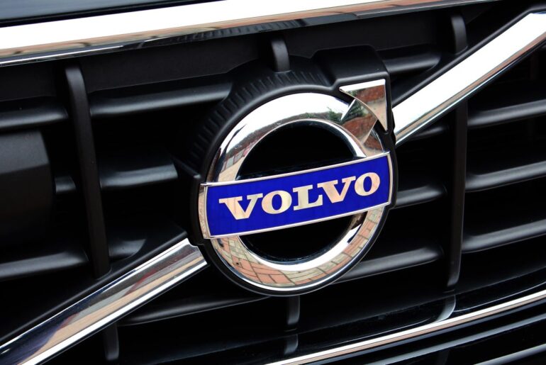 Volvo Cars pauses Novo Energy operations amid partner searches