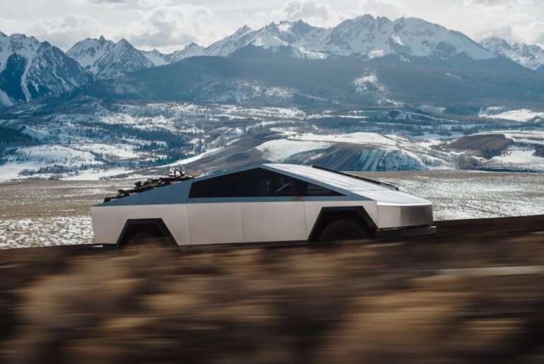 Tesla analyst claims another vehicle, not Model S and X, should be discontinued