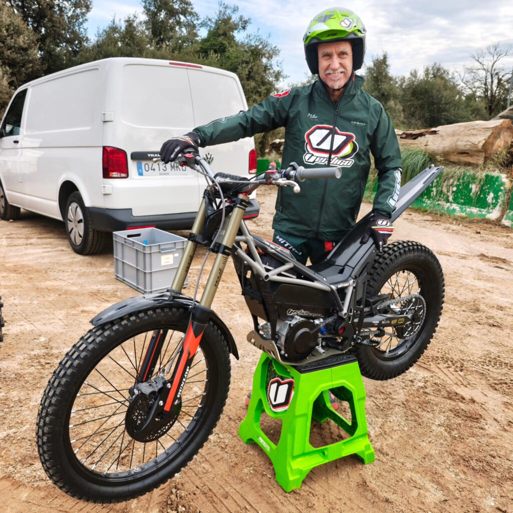 Vertigo Motors Ultra RS3 - THE PACK - Electric Motorcycle News