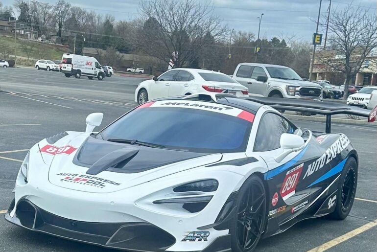 [McLaren 720S GT3X] At the Grocery Store.