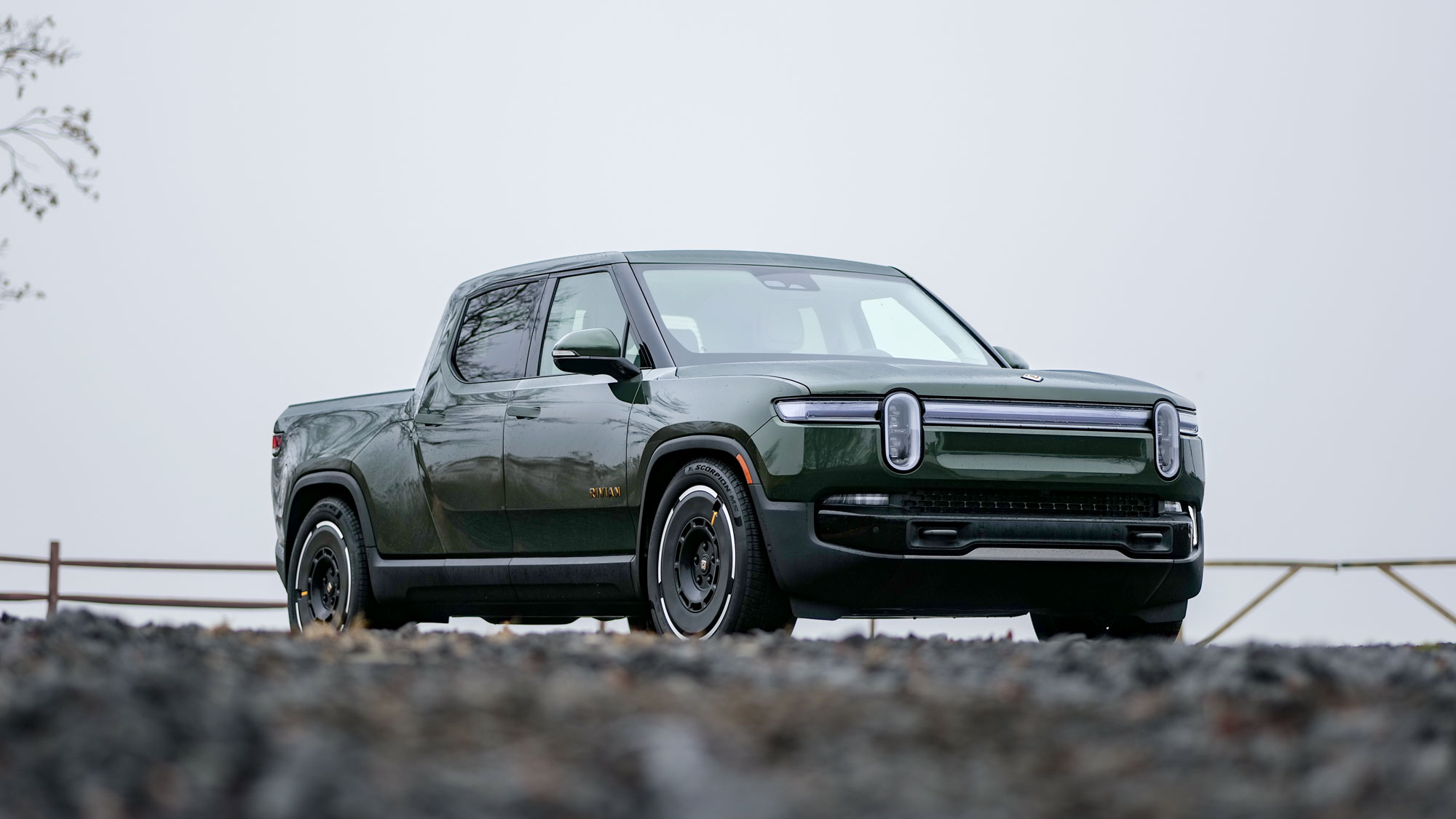 2025 Rivian R1T Tri.
