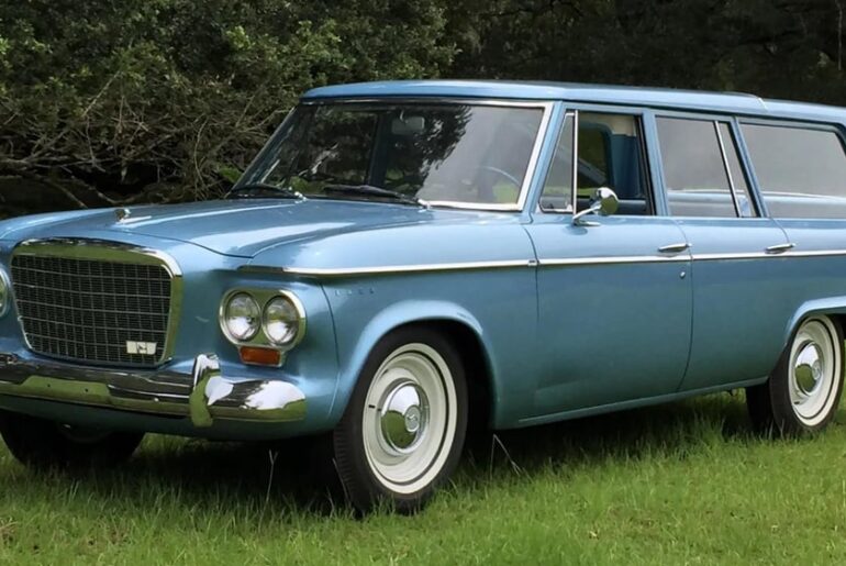 1963 Studebaker Lark Wagonaire. Handy Slide Open Roof