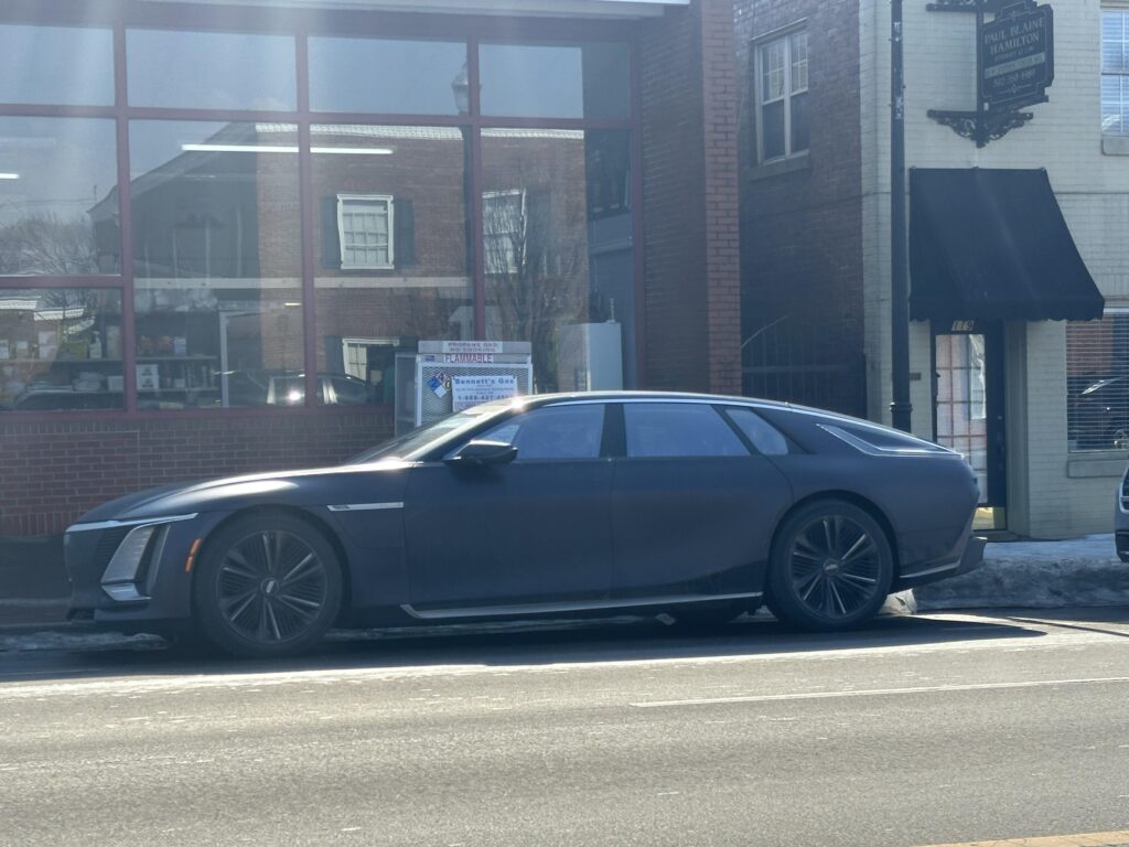 [Cadillac Celestiq]