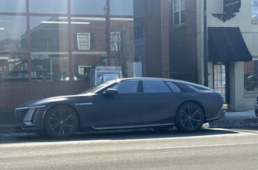 [Cadillac Celestiq]