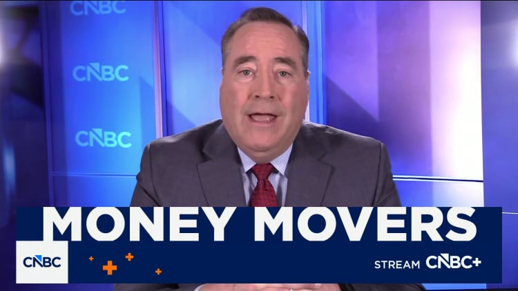 BYD stock under pressure amid sales slump