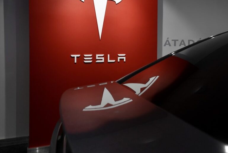 Federal Judge Allows Discrimination Lawsuit Against Tesla Over H-1B Hiring to Proceed