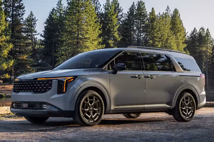 2025 Kia Carnival 