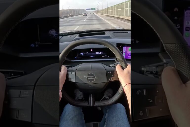 026 Opel Grandland Plug-in Hybrid (195 HP) Acceleration Test (0-100 km/h - Result: 8.3s)