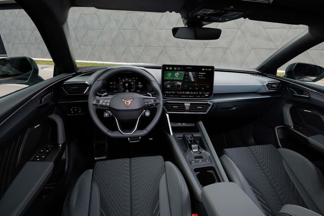 Cupra Leon Vze interior