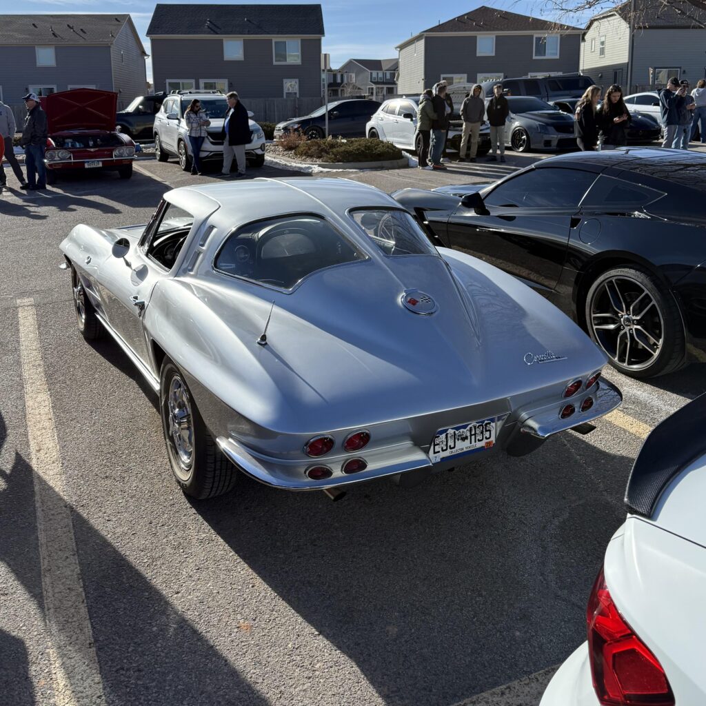 Chevy Corvette Sting Ray Split Window [3753x3753]