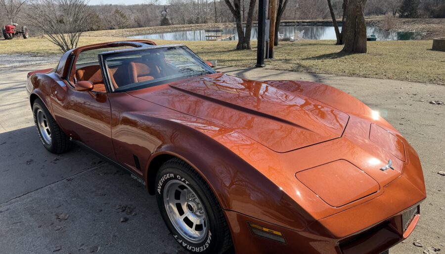 Hard to beat an orange on orange C3. Such a fun car to drive. [180×180]
