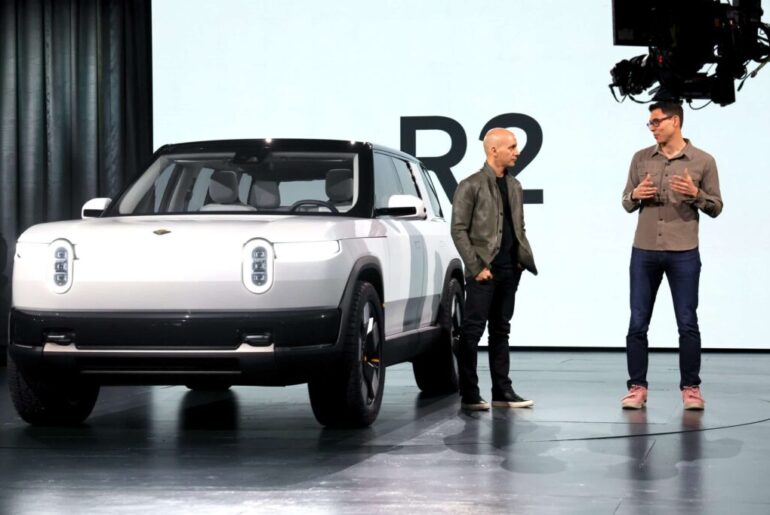 The Week in EV Stocks: Rivian Gains 19.8% While Tesla Lags Behind | RIVN, TSLA