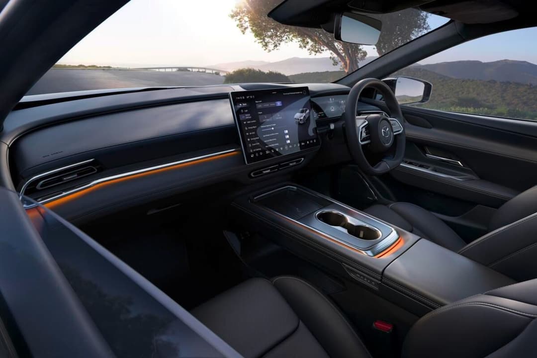 Mazda 6e interior