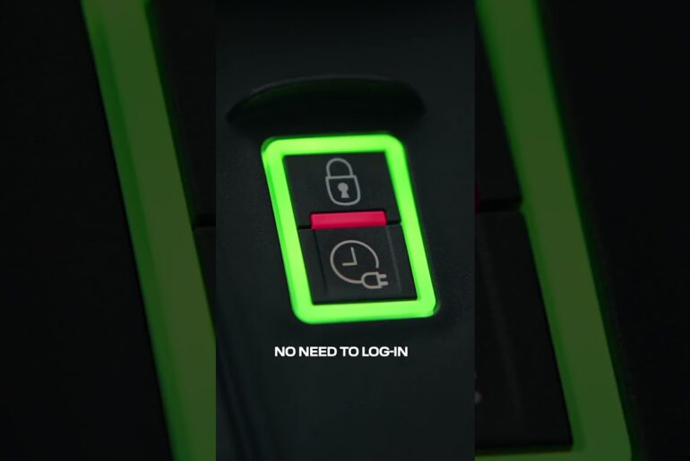 New Peugeot 308 And Peugeot 308 SW | Lion Is Coming l Connected Services