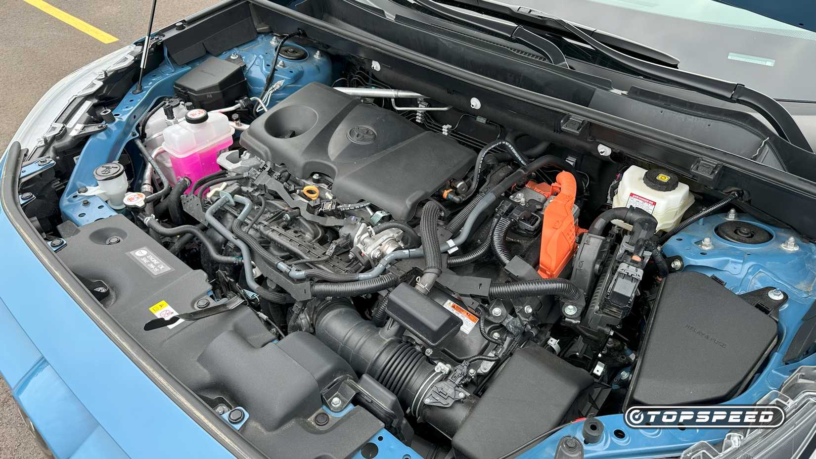 2025 Toyota RAV4 XSE All-Wheel Drive Engine 03